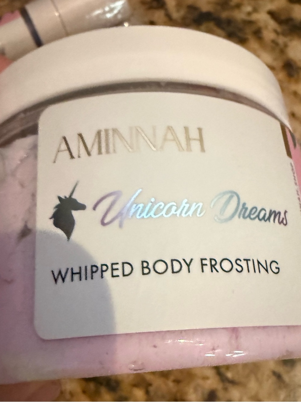 AMINNAH bath and body gift set - Picture 8 of 8